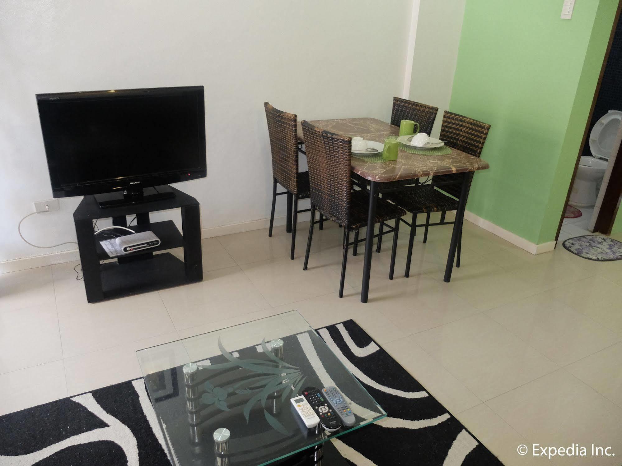 Elyseah Condotel Angeles Kültér fotó